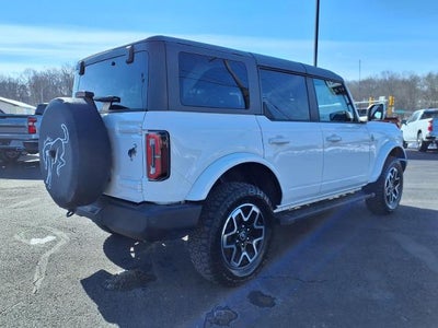 2023 Ford Bronco Base